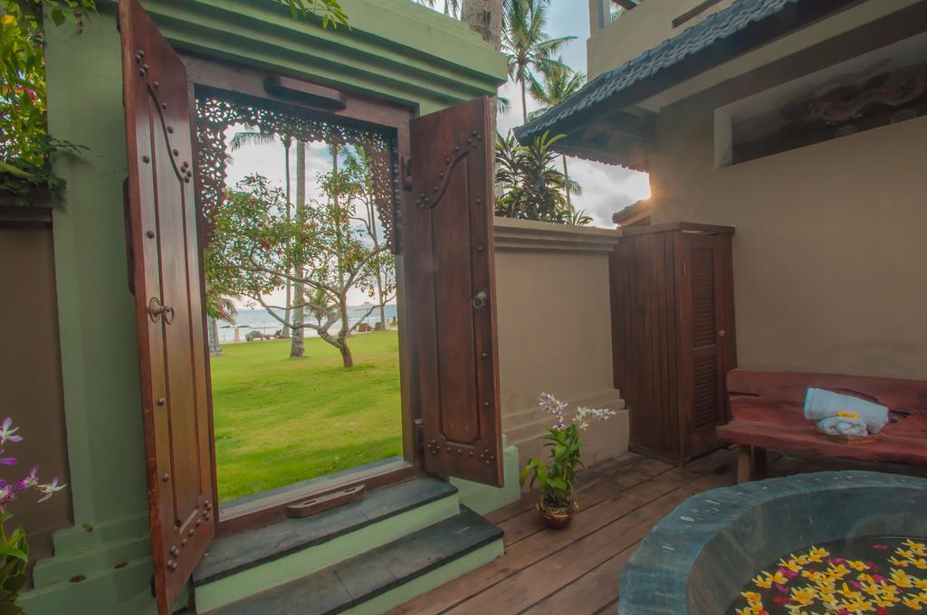Oceanfront Citakara Sari Villas จันดีดาซา ภายนอก รูปภาพ