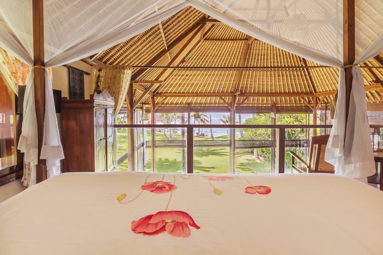 Oceanfront Citakara Sari Villas จันดีดาซา ภายนอก รูปภาพ